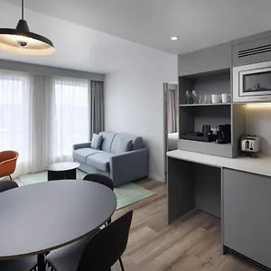 מלון By Marriott Paris Charles De Gaulle Airport ****